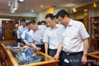 【文博动态】黑河市政府代表团参观考察金丽珠宝分会场
